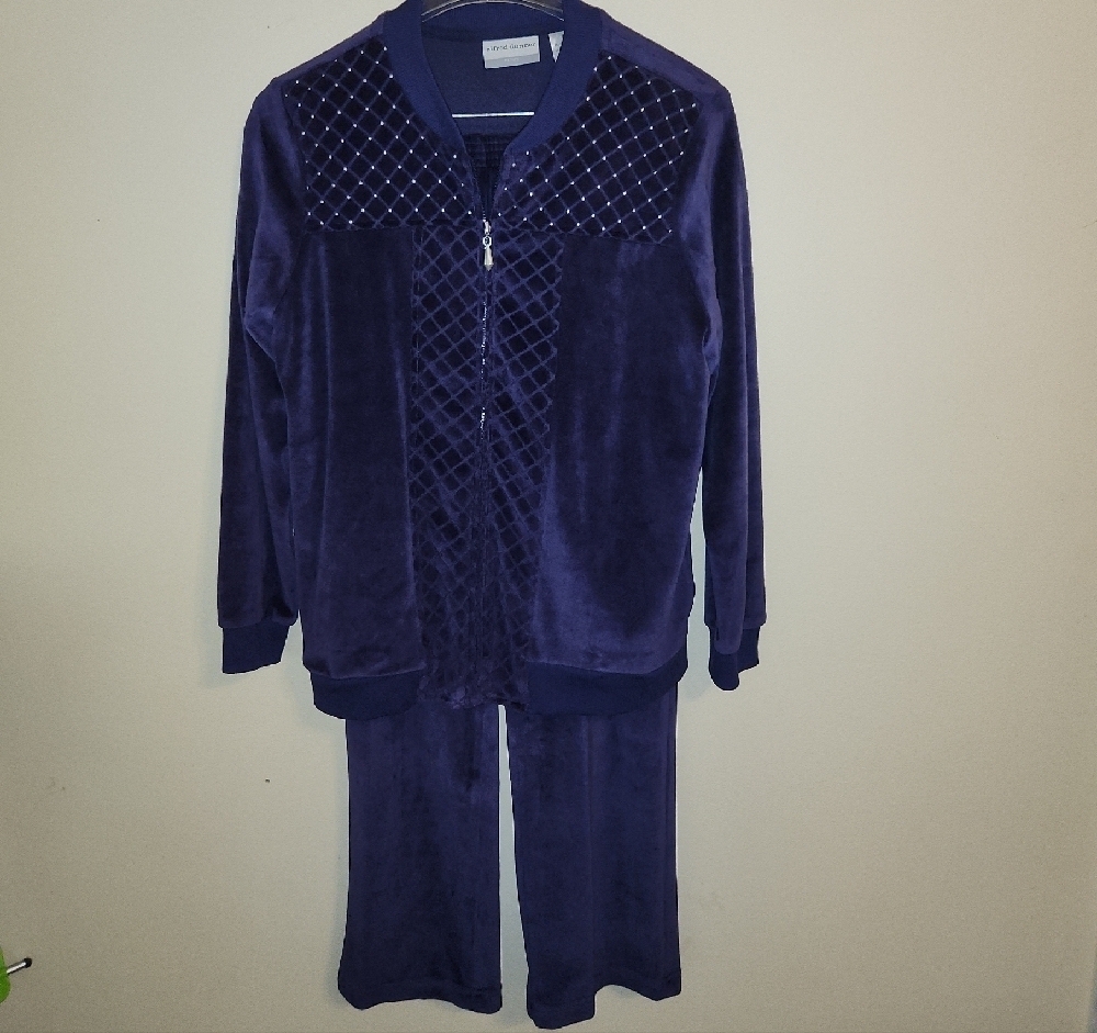 Alfred Dunner Purple Velour 2 Pc Set